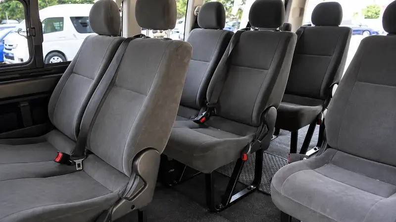 Hiace 10座椅背細節