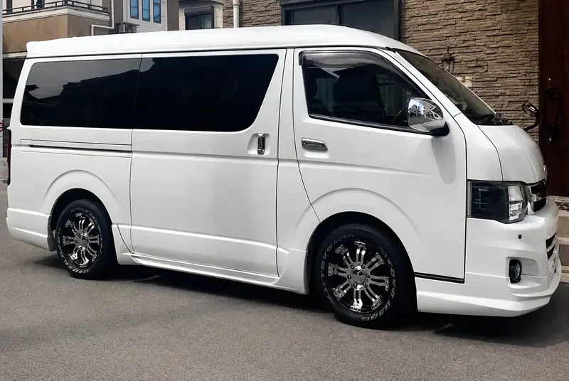 Hiace 10座車內細節 2